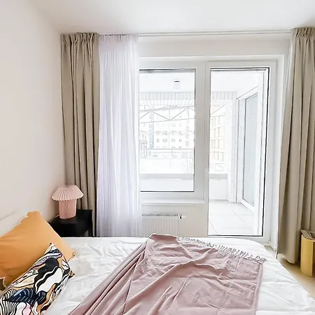 Διαμέρισμα Modern In Holesovice *