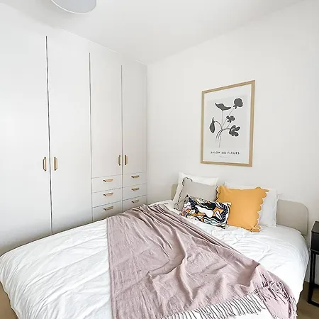 Διαμέρισμα Modern In Holesovice *