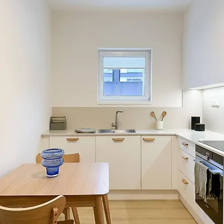 Modern In Holesovice Διαμέρισμα *