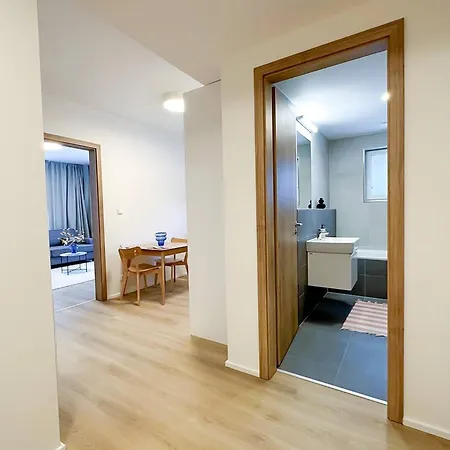 Modern In Holesovice * Πράγα